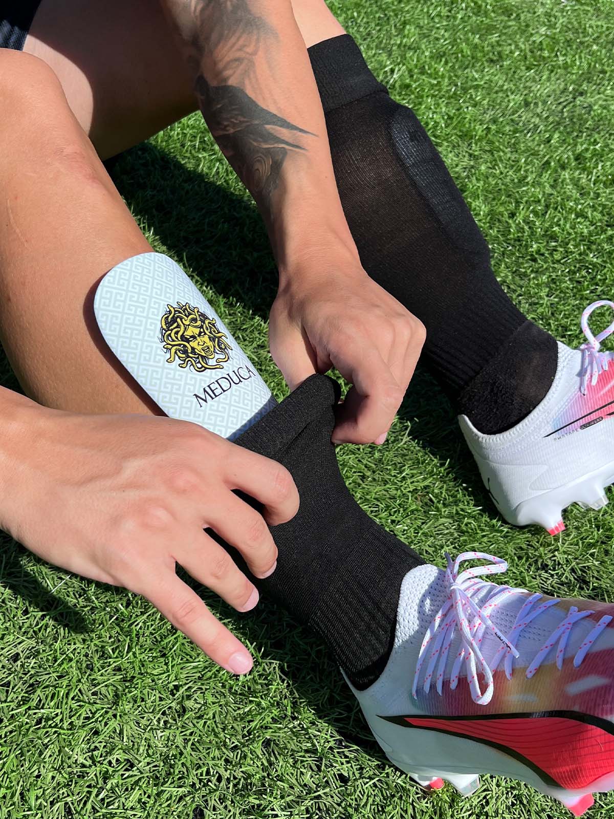 MEDUCA Shin Pads - Standard Design