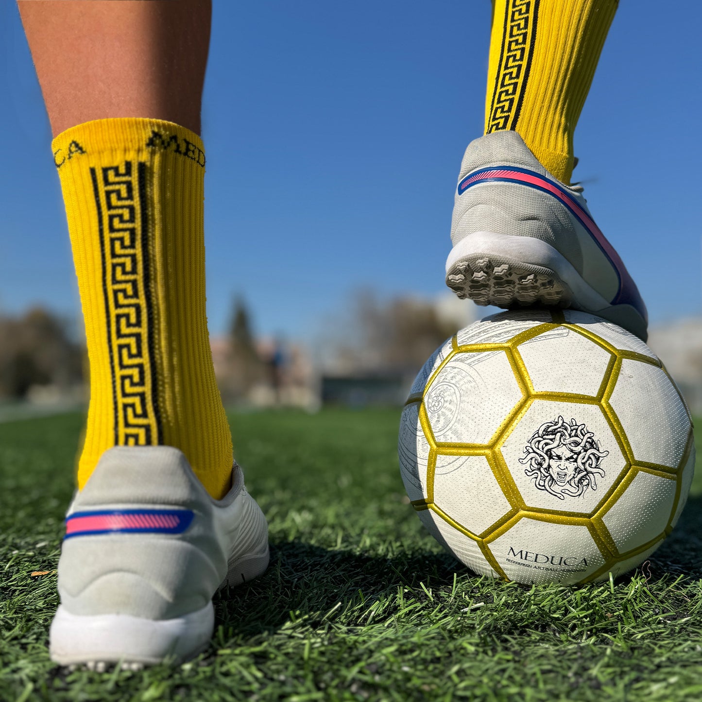 MEDUCA "GOAT" Grip Socks 3-PACK - Yellow (one-size 38-46)